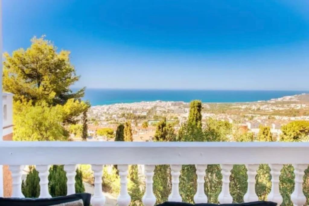 Precioso Apartamento Mandarinos Con Vistas Al Mar Nerja Eksteriør billede