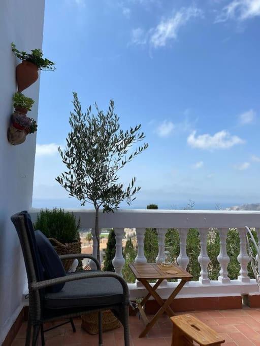 Precioso Apartamento Mandarinos Con Vistas Al Mar Nerja Eksteriør billede