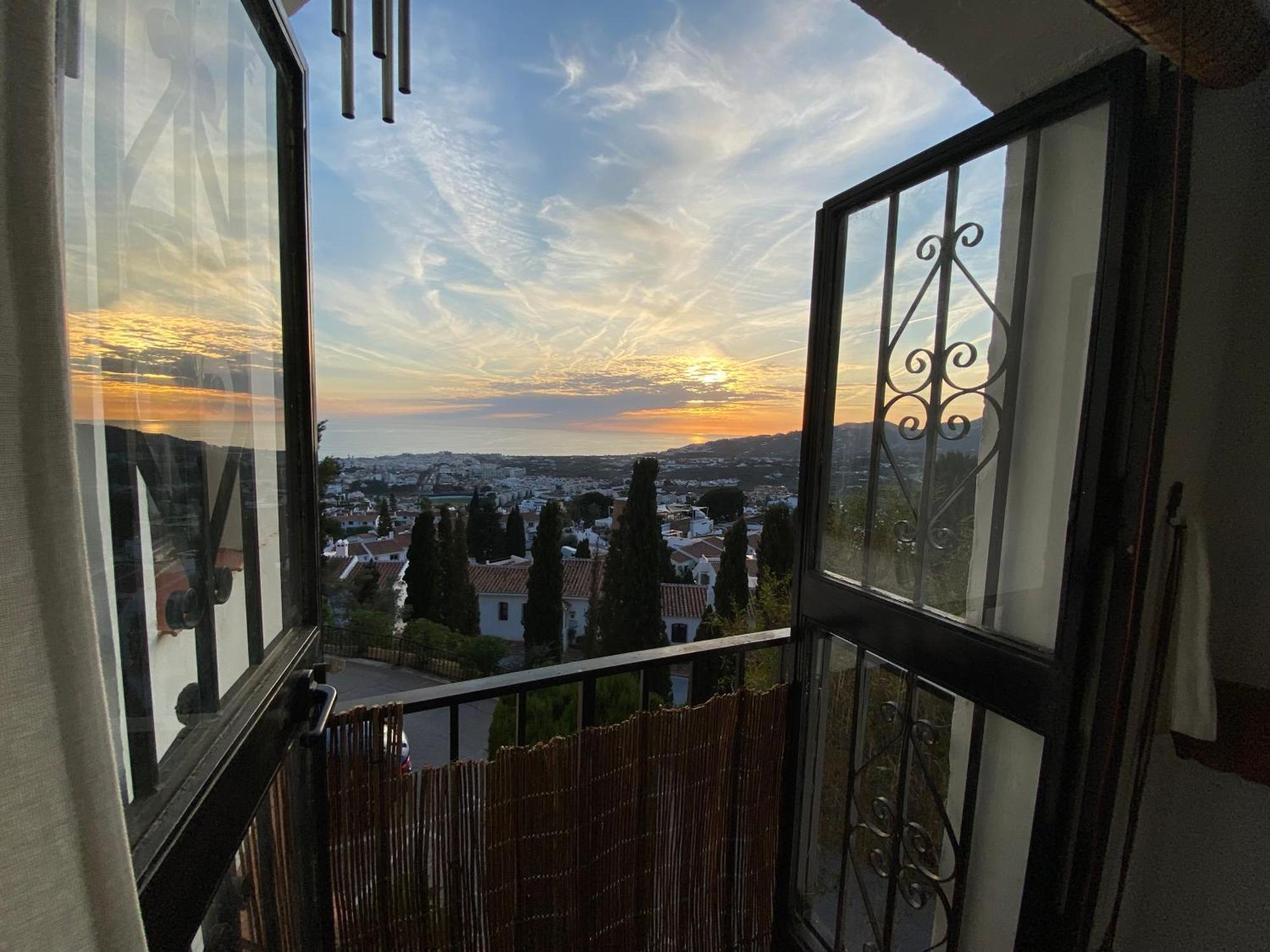 Precioso Apartamento Mandarinos Con Vistas Al Mar Nerja Eksteriør billede