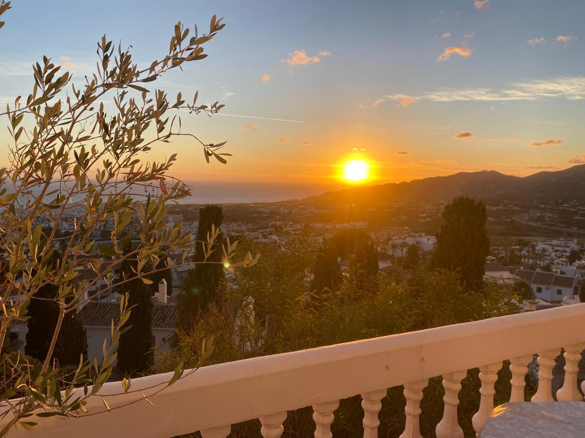 Precioso Apartamento Mandarinos Con Vistas Al Mar Nerja Eksteriør billede